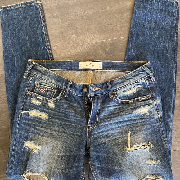 Hollister ripped jeans - Picture 5 of 6